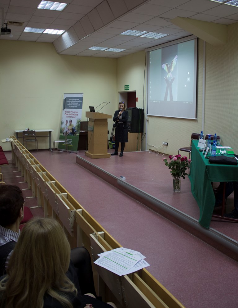 Doświadczenia Ośrodka Adopcyjnego w Zielonej Górze w pracy z dziećmi z FASD i ich rodzicami